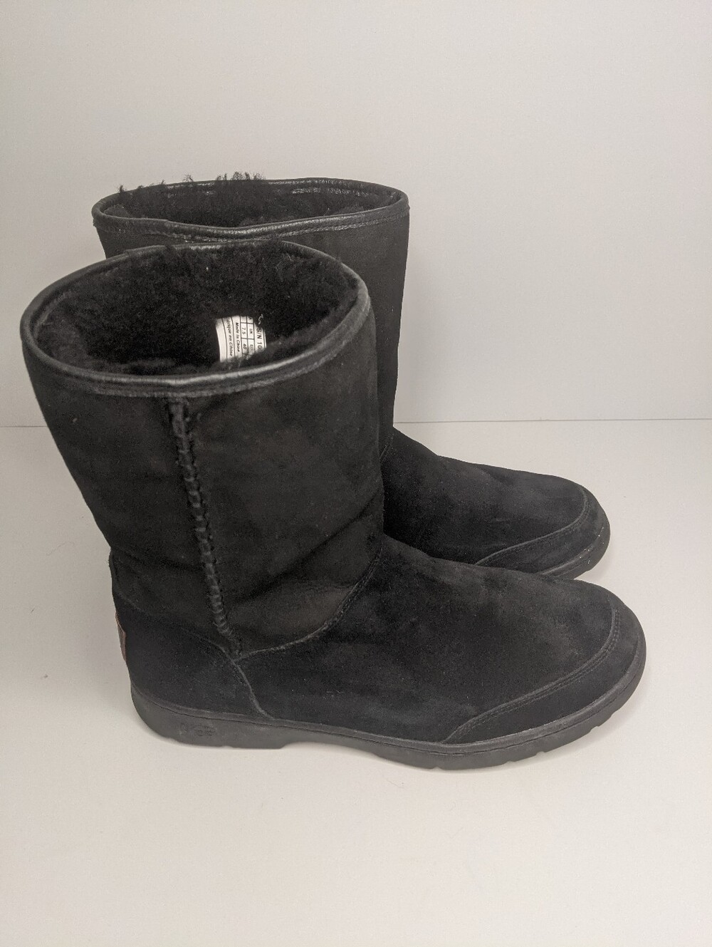Ugg Michaela black suede boot
